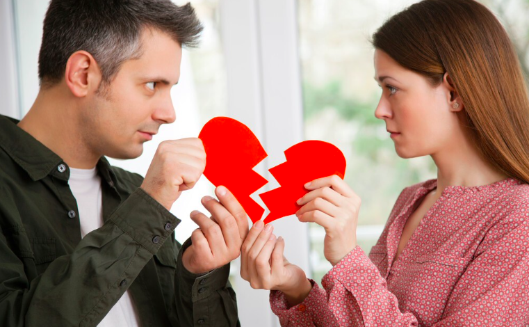昌都离婚如何申请财产保全冻结对方账户